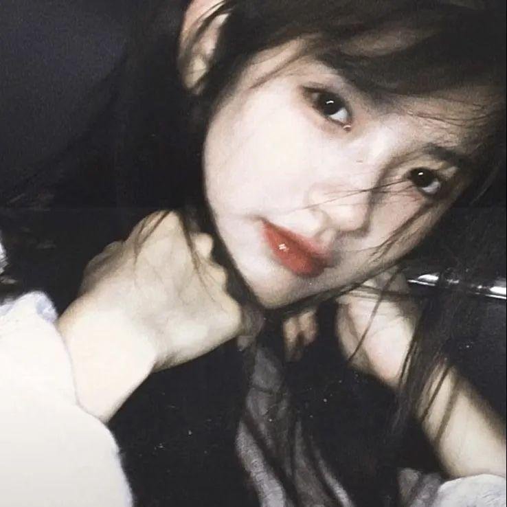 我们仍未知道那天所看见的花的名字