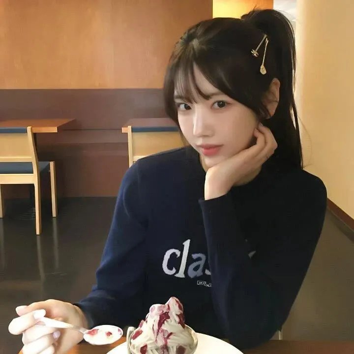 名媛教母，拉太子下神坛